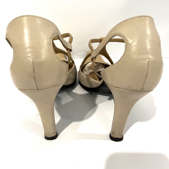 GUCCI Vintage Tan and Cream Leather T-strap High Heel - Size 38 1/2 - Picture 7 of 9